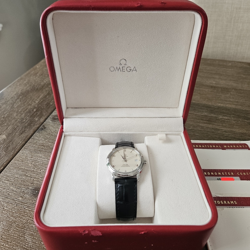 Omega Men's DE VILLE Steel Alligator Strap Watch - Picture 11 of 11